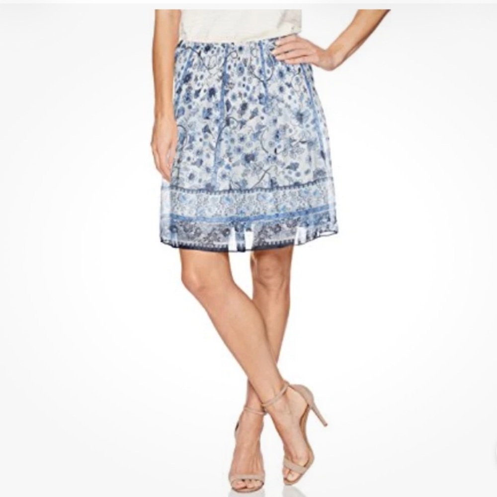 Max Studio Skirt Blue White Floral Spring Cottagecore Pleated Lined Flowy Medium